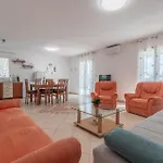 Amazing In With Wifi