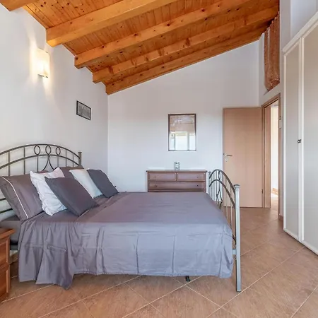 Amazing In With Kitchen *
