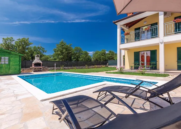 Feriehus Amazing In With Wifi